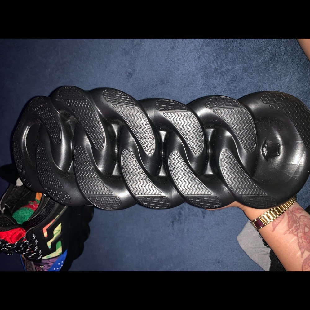 Versace chain reaction shoes (rare find) - Picture 9 of 11